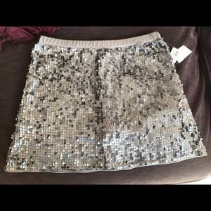 Old Navy Silver gray sequined skirt.  New w tags size XL/14 Girls